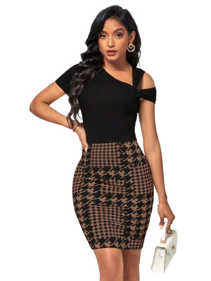 Robes pour femme avec encolure asymétrique